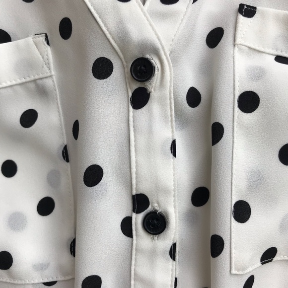 Express Polka Dot Button Down Blouse Size XS EUC - Picture 12 of 16